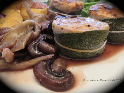 Médaillons de filet à la sauge, sauce aux champignons + de Messidor | Photo de Messidor