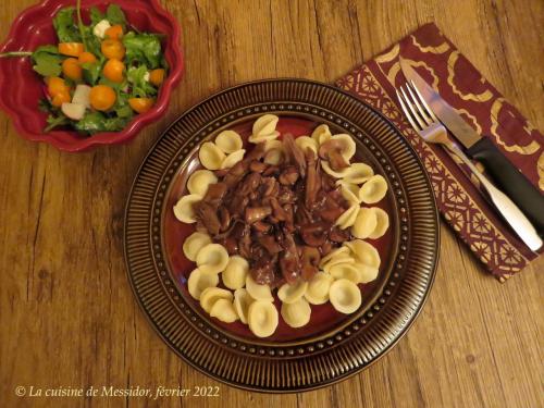 Pâtes courtes au canard confit, sauce au porto + de Messidor | Photo de Messidor