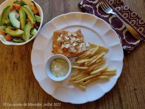 Pavés de truite aux amandes, mayonnaise maison à l'orange + de Messidor | Photo de Messidor