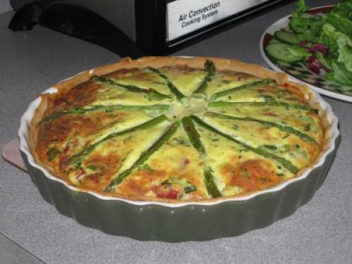 Quiche au saumon, asperges et fromage provolone de Demone | Photo de PassionRecettes