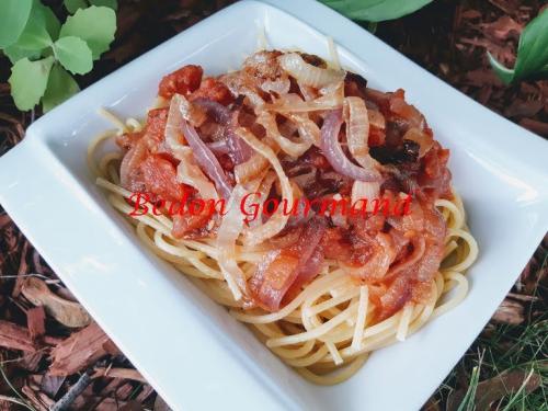 Sauce tomate et oignons caramélisés de Bedon Gourmand | Photo de Bedon gourmand