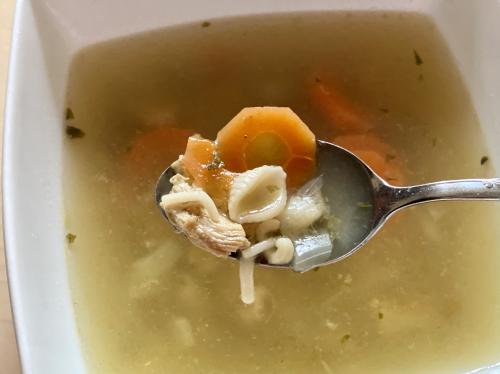 Soupe poulet et nouilles de Mireille | Photo de Mireille